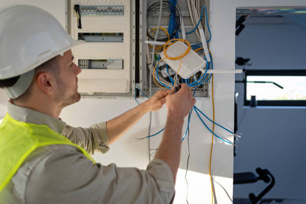 Best Emergency Electrical Repair  in Edgemoor, DE